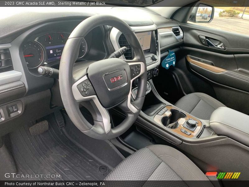 Sterling Metallic / Jet Black 2023 GMC Acadia SLE AWD