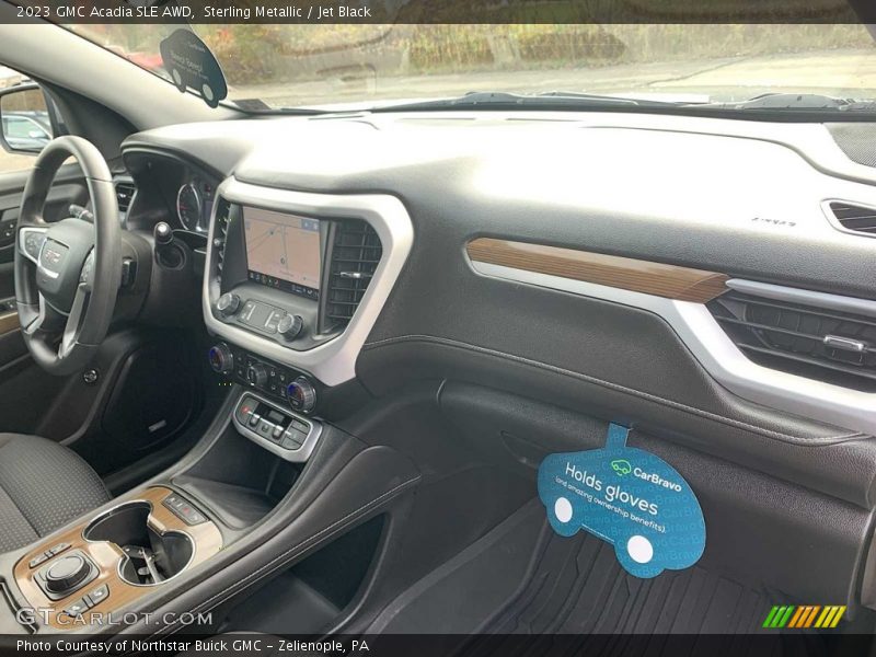 Sterling Metallic / Jet Black 2023 GMC Acadia SLE AWD