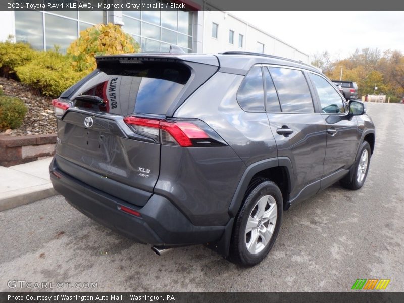 Magnetic Gray Metallic / Black 2021 Toyota RAV4 XLE AWD