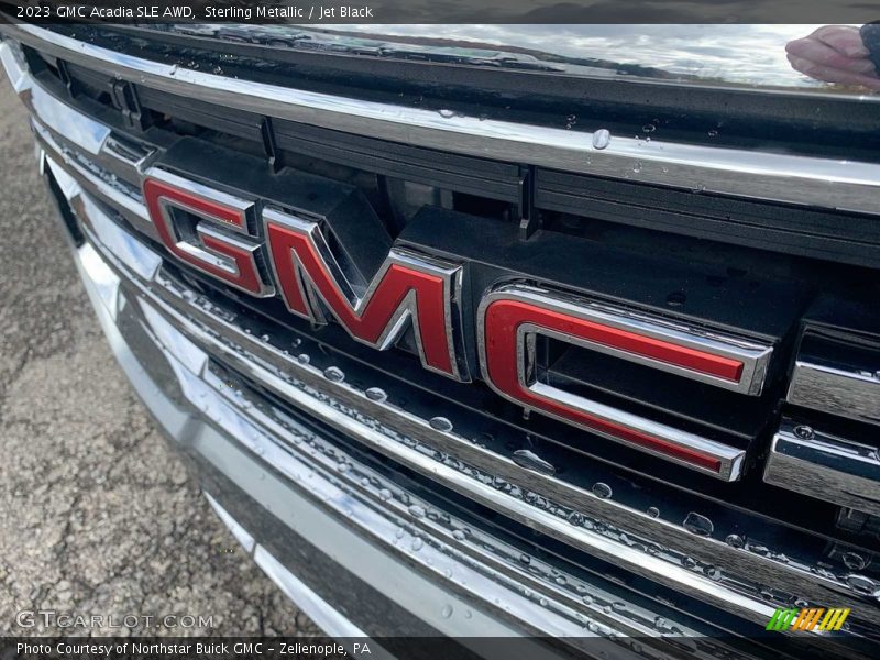 Sterling Metallic / Jet Black 2023 GMC Acadia SLE AWD