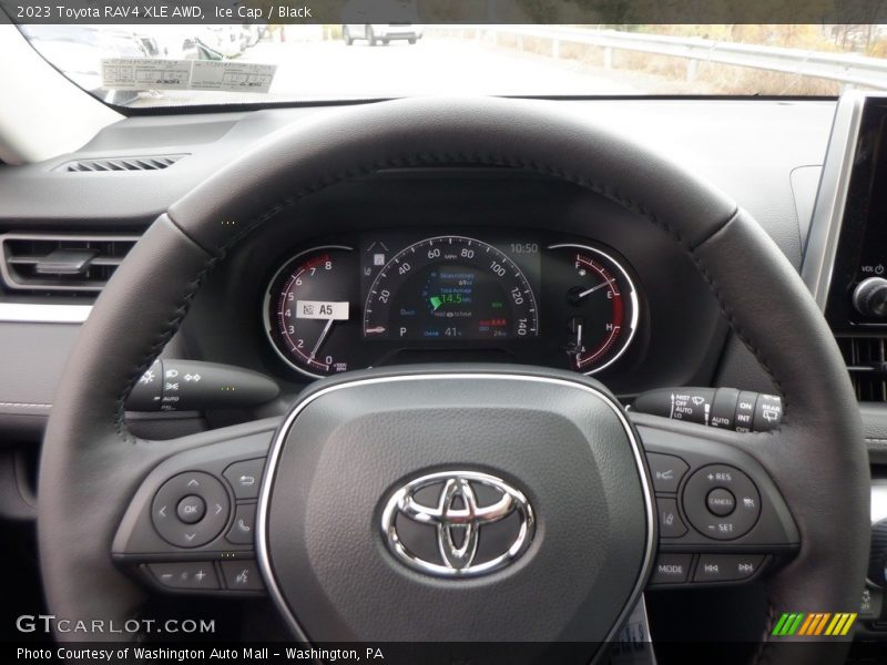 Ice Cap / Black 2023 Toyota RAV4 XLE AWD