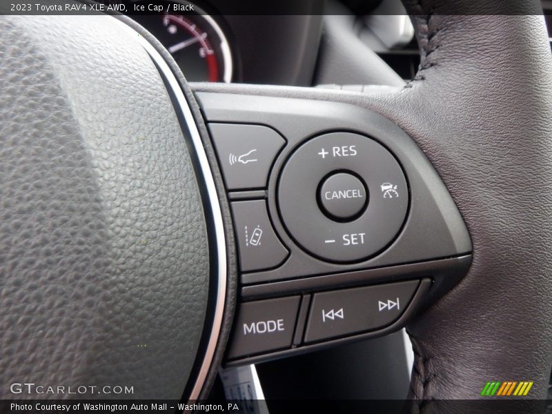 Ice Cap / Black 2023 Toyota RAV4 XLE AWD
