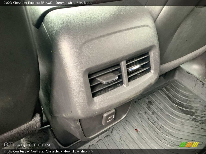 Summit White / Jet Black 2023 Chevrolet Equinox RS AWD