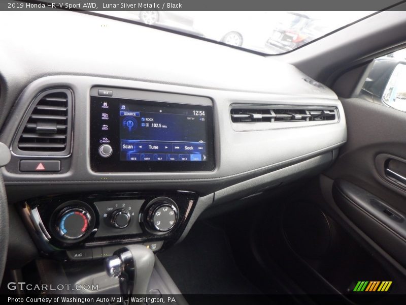 Lunar Silver Metallic / Black 2019 Honda HR-V Sport AWD