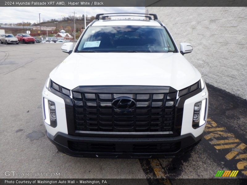Hyper White / Black 2024 Hyundai Palisade XRT AWD