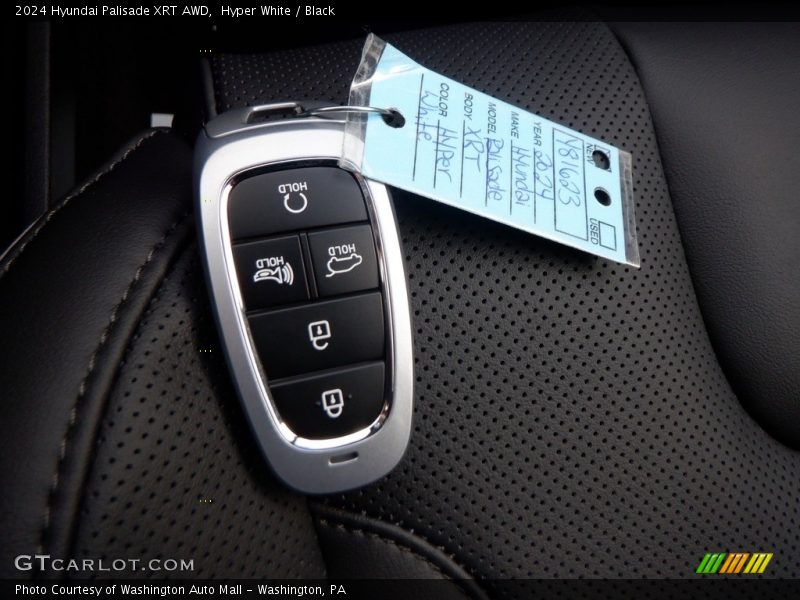 Keys of 2024 Palisade XRT AWD