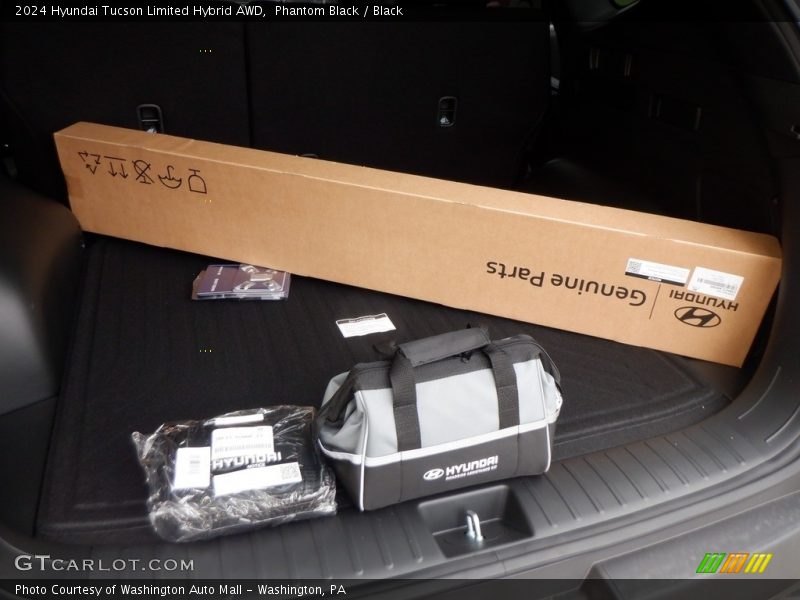  2024 Tucson Limited Hybrid AWD Trunk