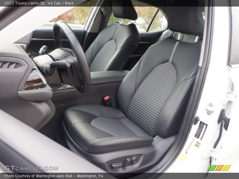  2023 Camry SE Black Interior