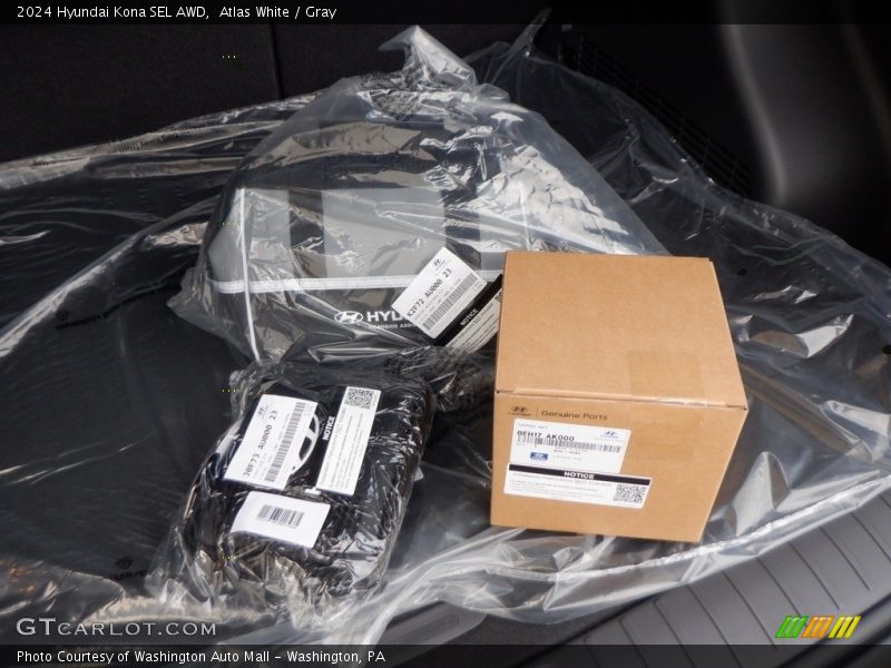Atlas White / Gray 2024 Hyundai Kona SEL AWD