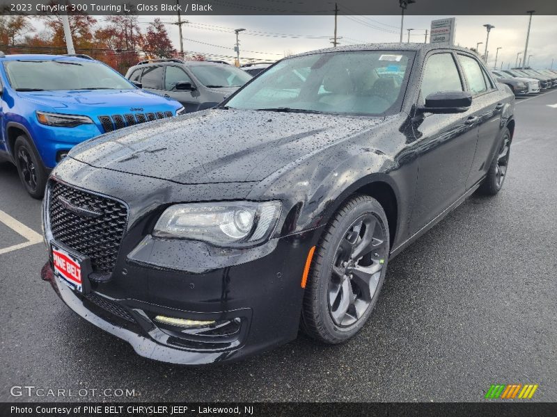 Gloss Black / Black 2023 Chrysler 300 Touring L