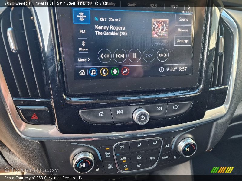 Satin Steel Metallic / Jet Black 2020 Chevrolet Traverse LT