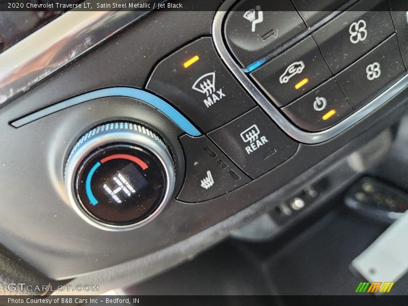 Satin Steel Metallic / Jet Black 2020 Chevrolet Traverse LT