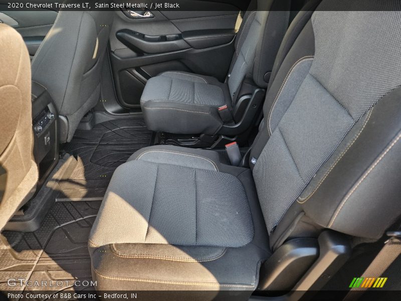 Satin Steel Metallic / Jet Black 2020 Chevrolet Traverse LT