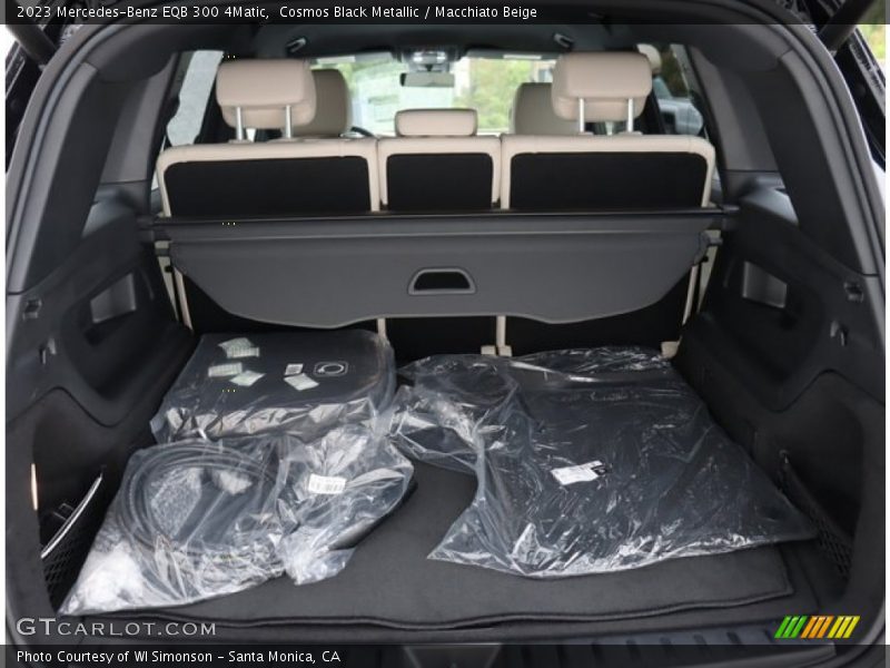  2023 EQB 300 4Matic Trunk