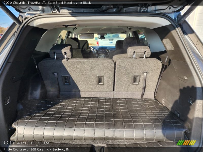 Satin Steel Metallic / Jet Black 2020 Chevrolet Traverse LT