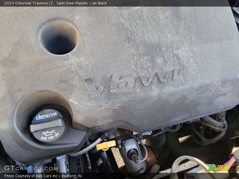 Satin Steel Metallic / Jet Black 2020 Chevrolet Traverse LT