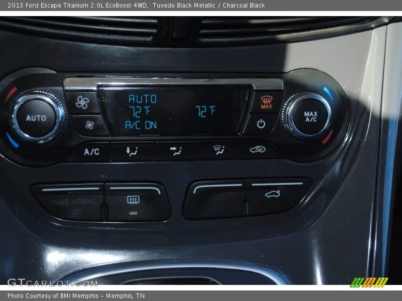 Tuxedo Black Metallic / Charcoal Black 2013 Ford Escape Titanium 2.0L EcoBoost 4WD