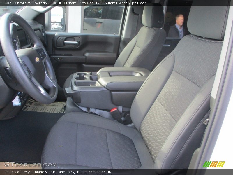 Summit White / Jet Black 2022 Chevrolet Silverado 2500HD Custom Crew Cab 4x4