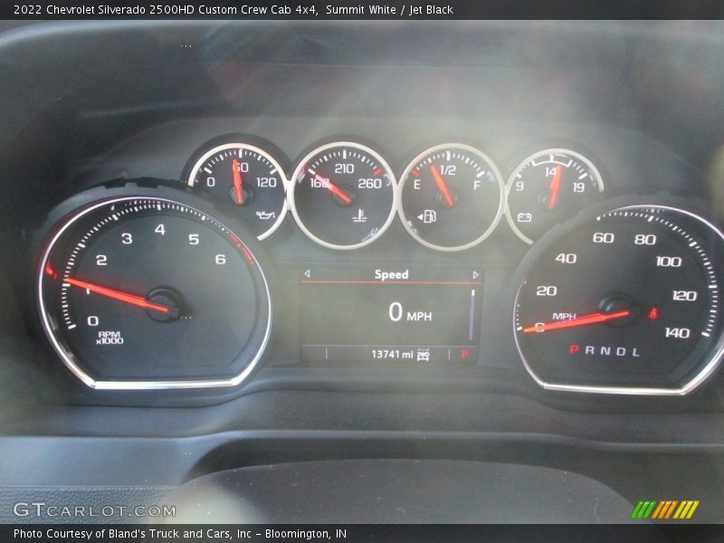  2022 Silverado 2500HD Custom Crew Cab 4x4 Custom Crew Cab 4x4 Gauges