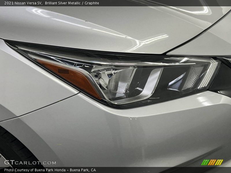 Color Sample of 2021 Versa SV