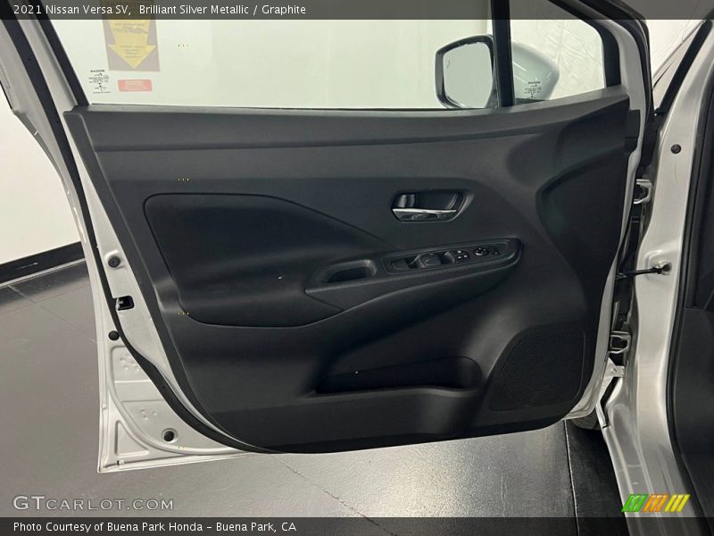 Door Panel of 2021 Versa SV