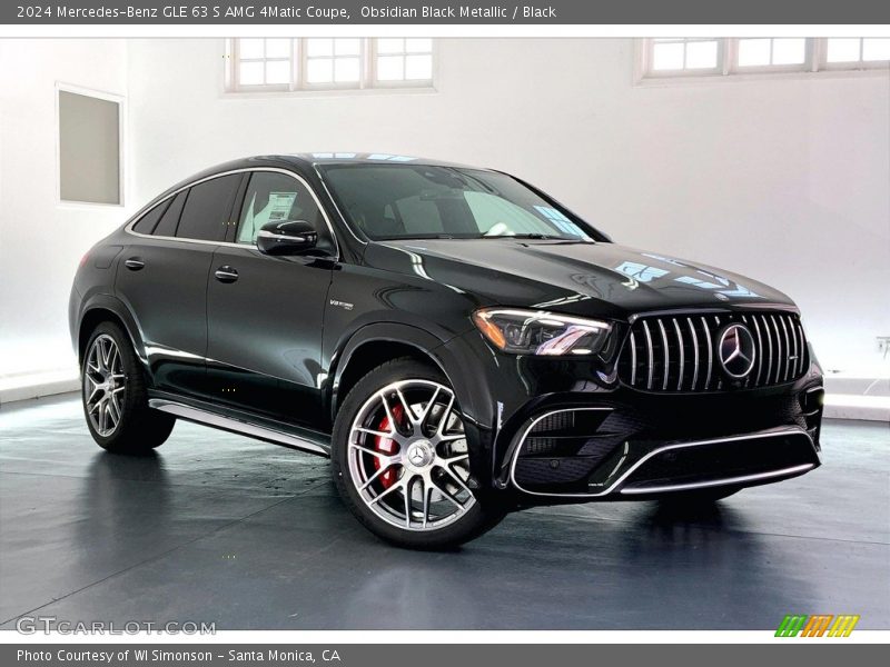 Front 3/4 View of 2024 GLE 63 S AMG 4Matic Coupe