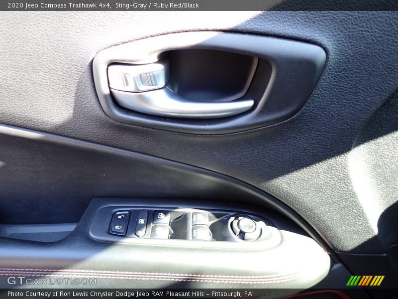 Sting-Gray / Ruby Red/Black 2020 Jeep Compass Trailhawk 4x4