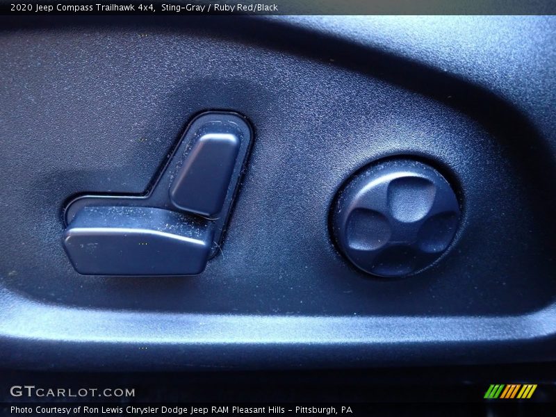 Sting-Gray / Ruby Red/Black 2020 Jeep Compass Trailhawk 4x4