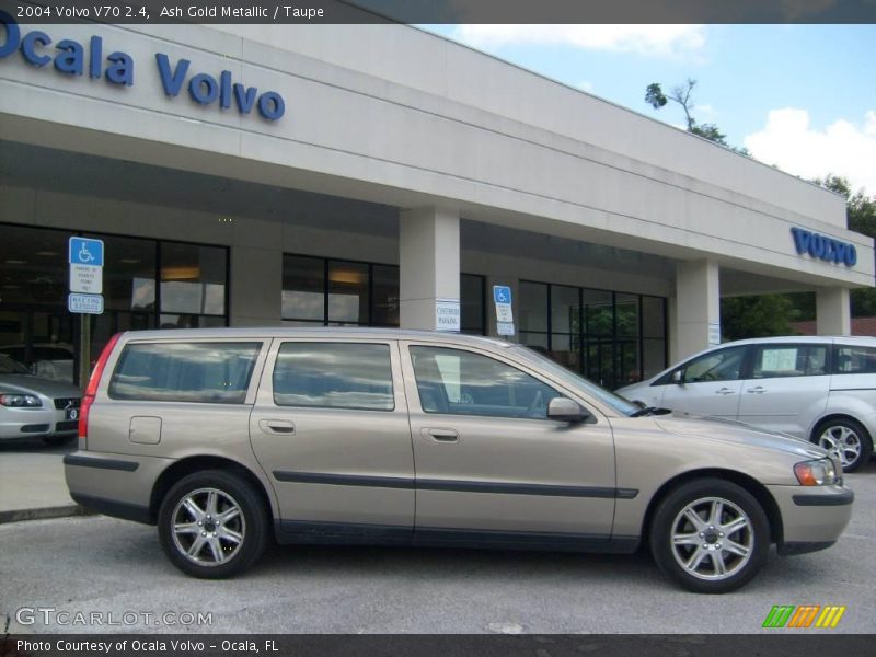 Ash Gold Metallic / Taupe 2004 Volvo V70 2.4