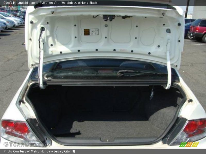 Weightless White / Black 2003 Mitsubishi Lancer Evolution VIII