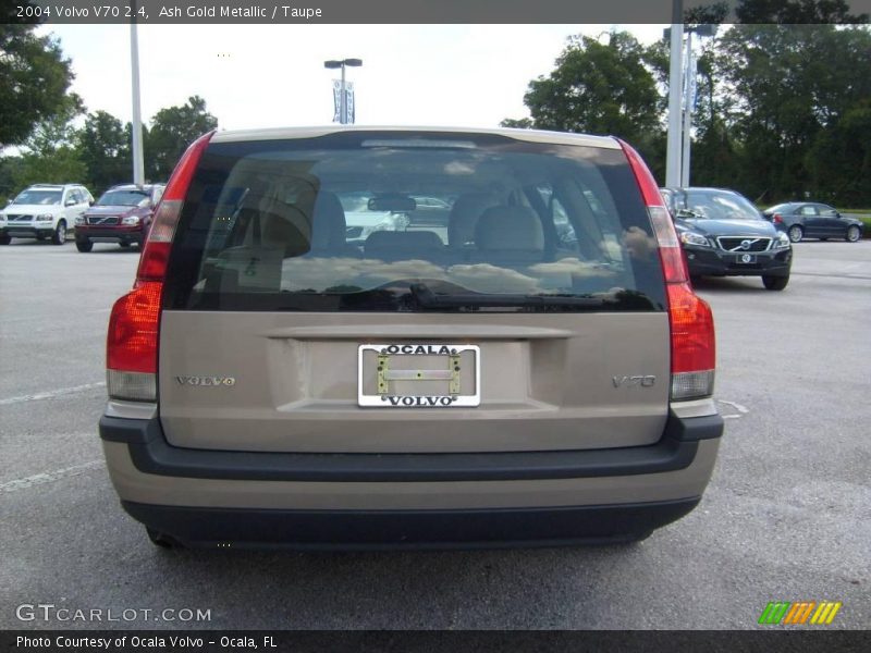 Ash Gold Metallic / Taupe 2004 Volvo V70 2.4