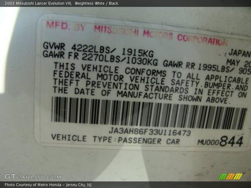 Weightless White / Black 2003 Mitsubishi Lancer Evolution VIII