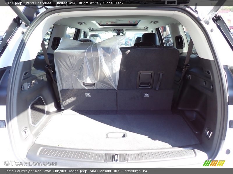Bright White / Global Black 2024 Jeep Grand Cherokee L Limited 4x4