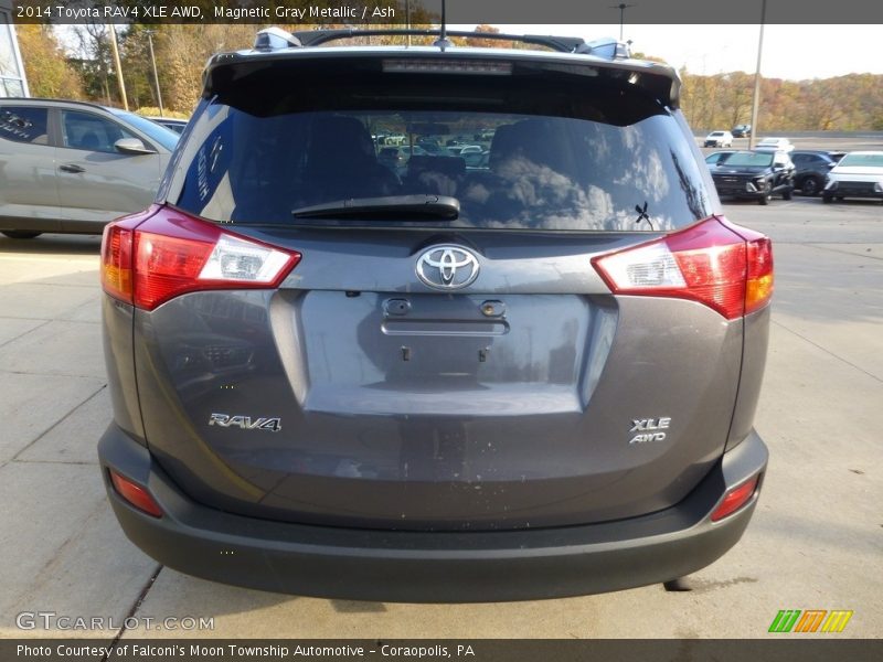 Magnetic Gray Metallic / Ash 2014 Toyota RAV4 XLE AWD