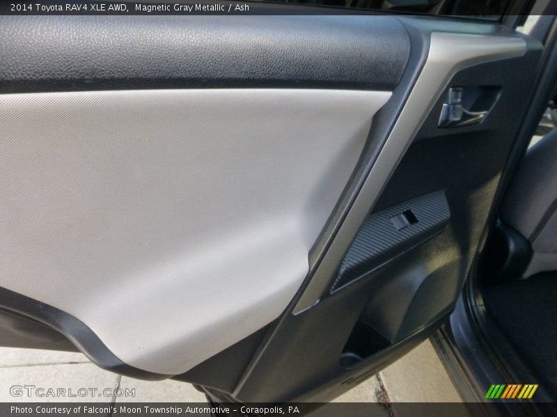 Magnetic Gray Metallic / Ash 2014 Toyota RAV4 XLE AWD