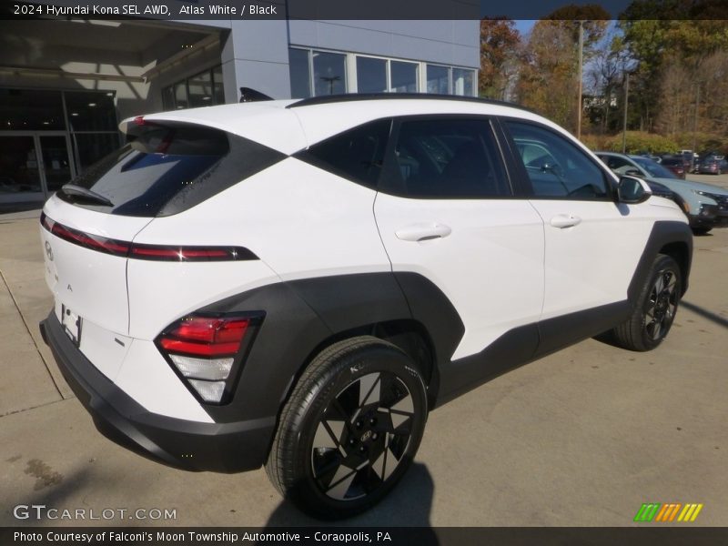 Atlas White / Black 2024 Hyundai Kona SEL AWD