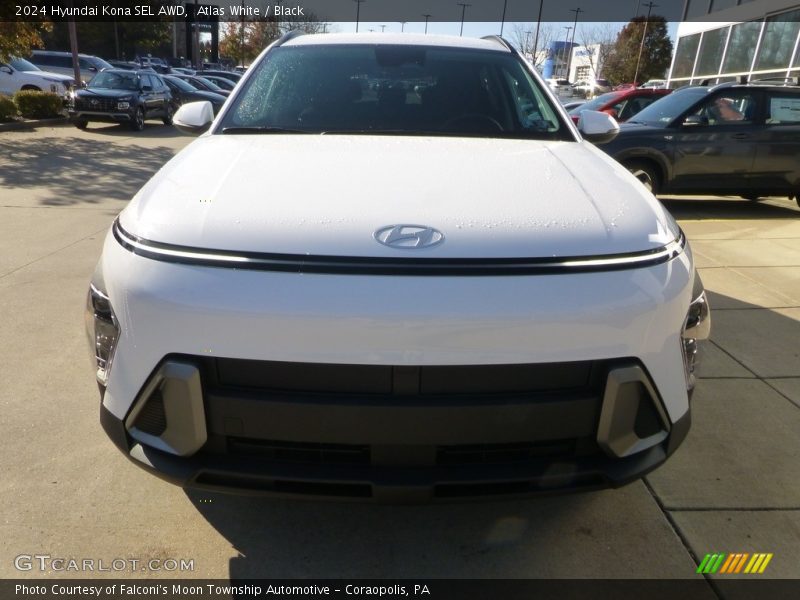 Atlas White / Black 2024 Hyundai Kona SEL AWD