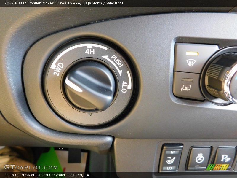 Controls of 2022 Frontier Pro-4X Crew Cab 4x4