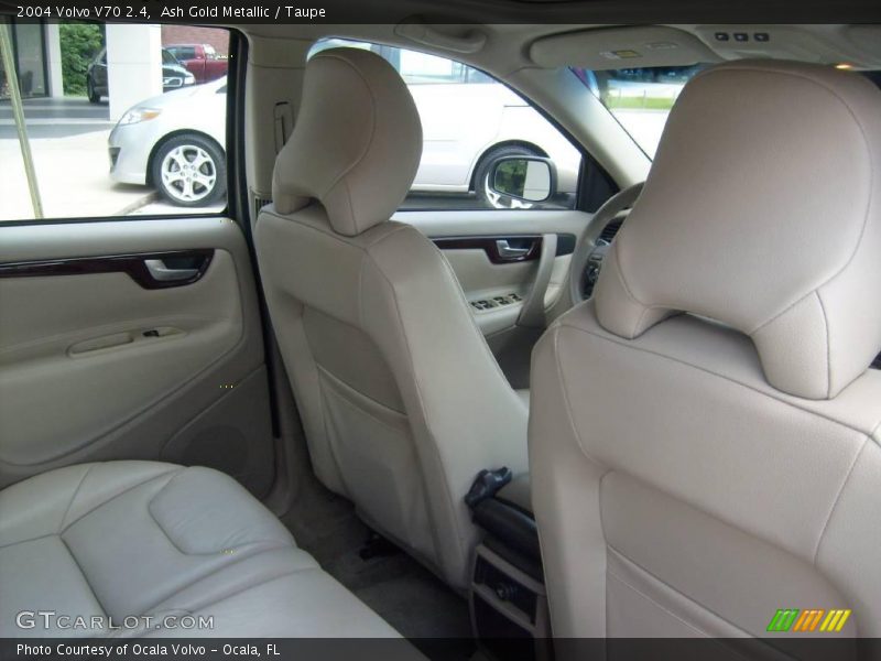 Ash Gold Metallic / Taupe 2004 Volvo V70 2.4