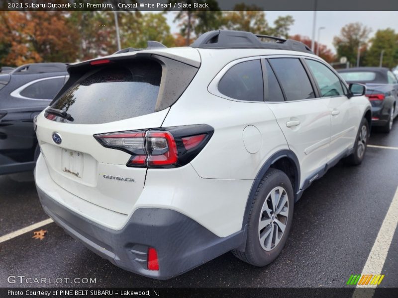 Crystal White Pearl / Slate Black 2021 Subaru Outback 2.5i Premium