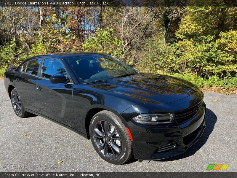 Front 3/4 View of 2023 Charger SXT AWD Blacktop