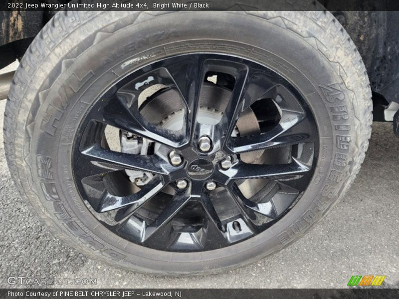  2022 Wrangler Unlimited High Altitude 4x4 Wheel