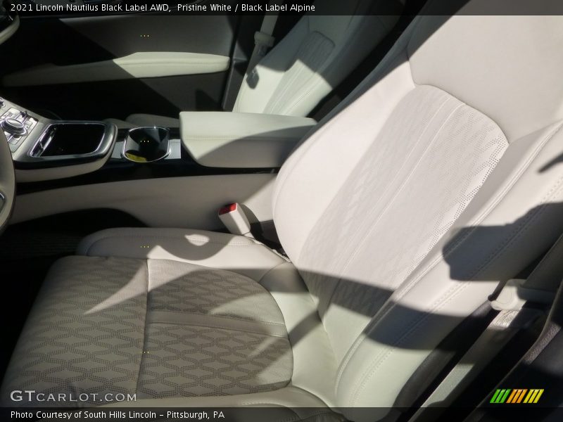 Front Seat of 2021 Nautilus Black Label AWD