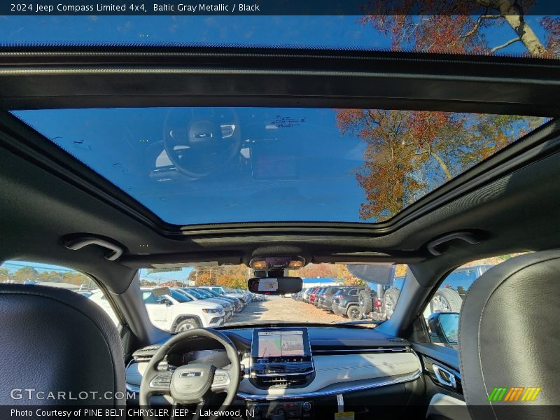 Sunroof of 2024 Compass Limited 4x4