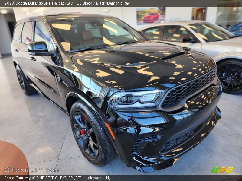 Front 3/4 View of 2023 Durango SRT Hellcat AWD