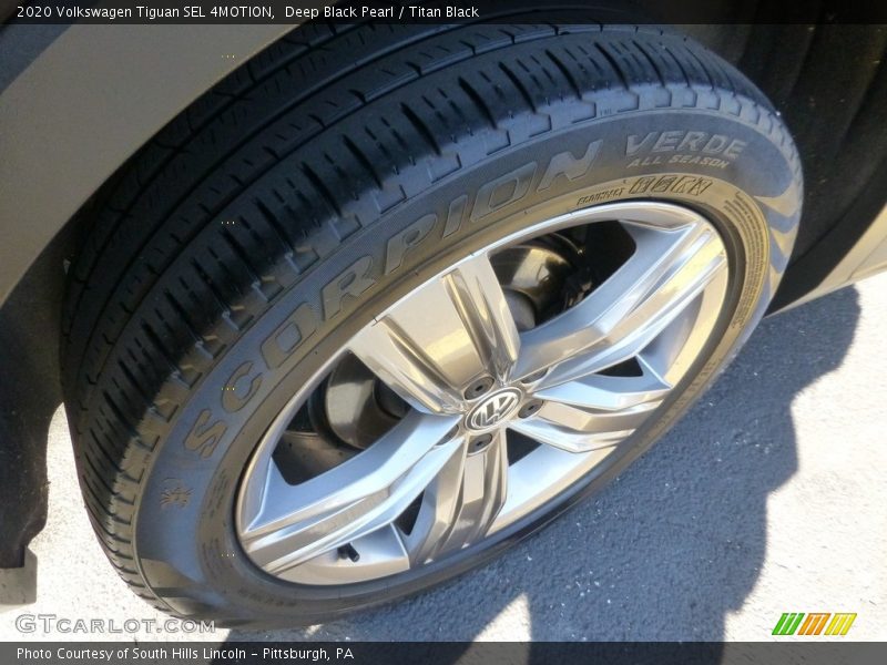 Deep Black Pearl / Titan Black 2020 Volkswagen Tiguan SEL 4MOTION