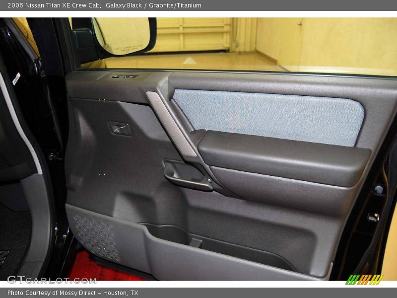 Galaxy Black / Graphite/Titanium 2006 Nissan Titan XE Crew Cab