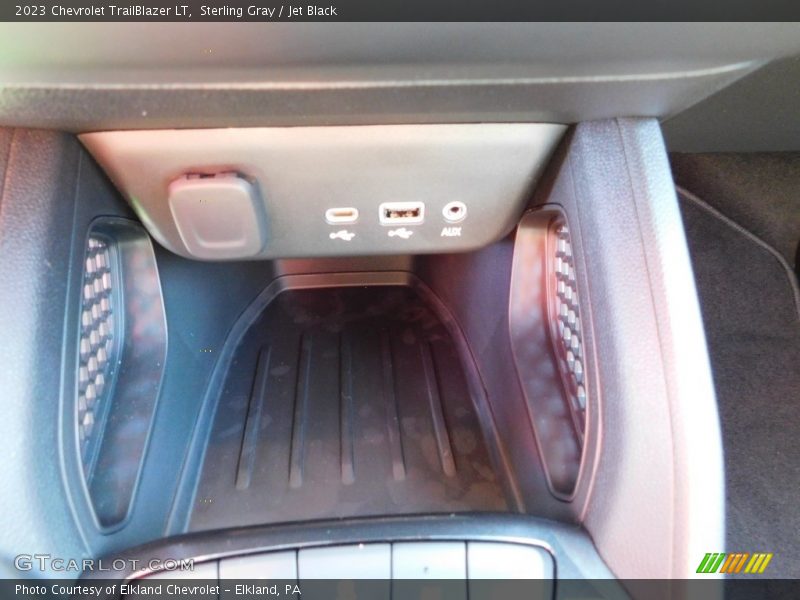 Sterling Gray / Jet Black 2023 Chevrolet TrailBlazer LT