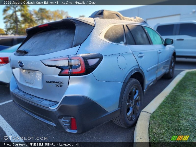 Ice Silver Metallic / Gray 2021 Subaru Outback Onyx Edition XT