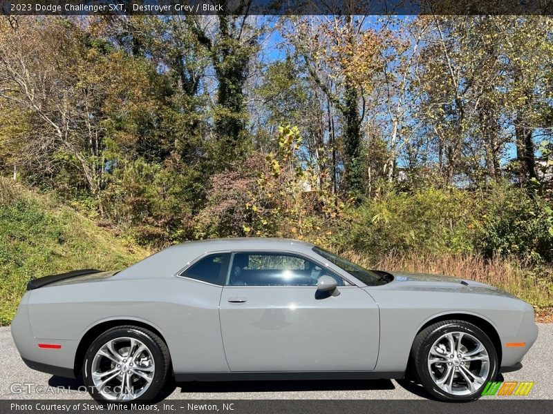  2023 Challenger SXT Destroyer Grey